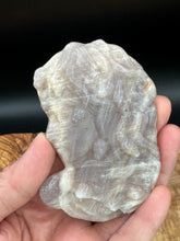 Load image into Gallery viewer, 3.3" Gorgeous Blue Flash Moonstone Medusa Carving - The7directions