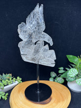 Load image into Gallery viewer, 11 1/2" Clear Quartz Eagle Carving on Custom Stand – SZ94