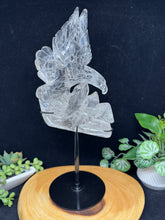 Load image into Gallery viewer, 11 1/2" Clear Quartz Eagle Carving on Custom Stand – SZ94