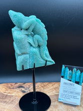 Load image into Gallery viewer, 8.25" Amazonite Skull with Lizard on Custom Stand Crystal Carving, Throat Chakra - The7directions
