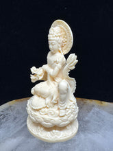 Load image into Gallery viewer, 7.75&quot; Palm nut carved Thousand hand Guan Yin w/ heart sutra XE42
