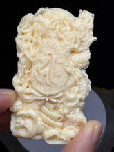 Load image into Gallery viewer, 7.75&quot; Palm nut carved Thousand hand Guan Yin w/ heart sutra XE42
