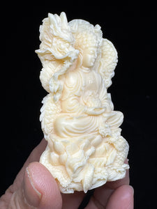 7.75" Palm nut carved Thousand hand Guan Yin w/ heart sutra XE42