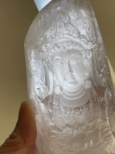 Load image into Gallery viewer, Quan Yin carving by the 7 directions
