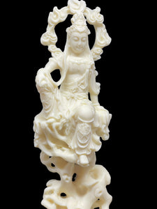 Carved Palm nut Goddess of Compassion Guan Yin E