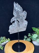 Load image into Gallery viewer, 11 1/2&quot; Clear Quartz Eagle Carving on Custom Stand – SZ94
