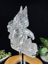 Load image into Gallery viewer, 11 1/2&quot; Clear Quartz Eagle Carving on Custom Stand – SZ94
