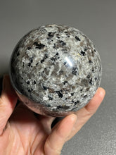 Load image into Gallery viewer, 80mm UV reactive Sodalite Yooperlite sphere with crystal info card ZB41
