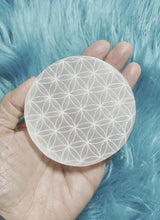 Load and play video in Gallery viewer, 3&quot; Selenite flower of life charging plate metaphysical vibrations- cleansing Z22
